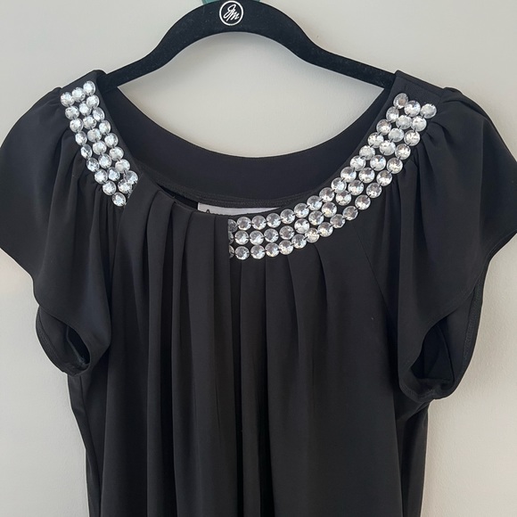 ANOTHER THYME CRYSTAL  LIKE  NECKLINE DRESS - Picture 6 of 8